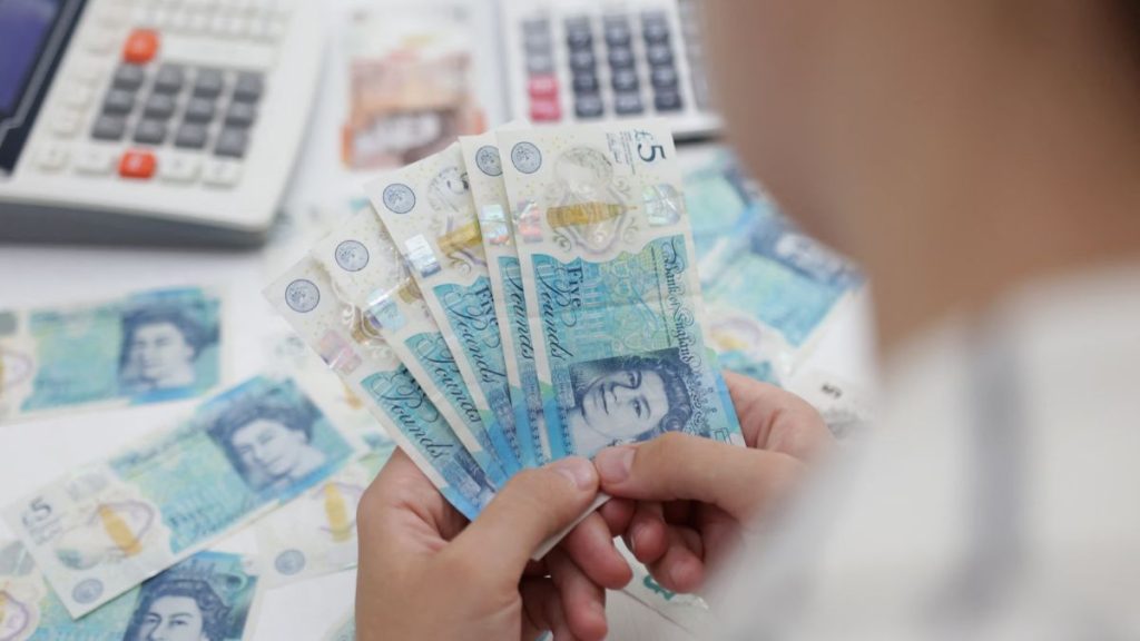 UK Banks Announce New Withdrawal Limits